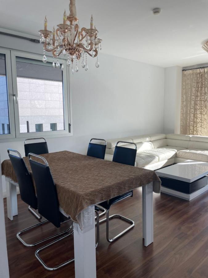 Fira De Barcelona City View Apartment With Garage Parking Оспиталет-де-Льобрегат Экстерьер фото
