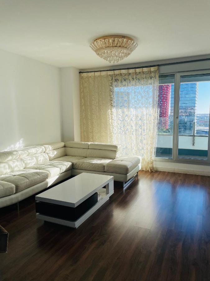 Fira De Barcelona City View Apartment With Garage Parking Оспиталет-де-Льобрегат Экстерьер фото