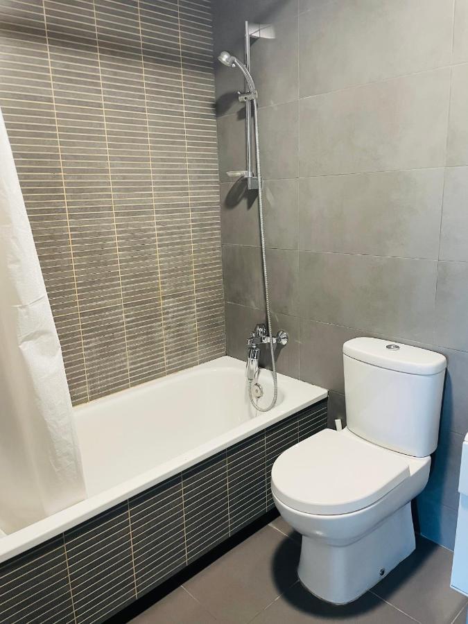Fira De Barcelona City View Apartment With Garage Parking Оспиталет-де-Льобрегат Экстерьер фото