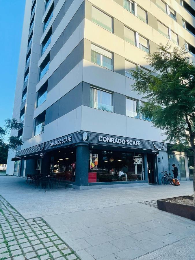Fira De Barcelona City View Apartment With Garage Parking Оспиталет-де-Льобрегат Экстерьер фото
